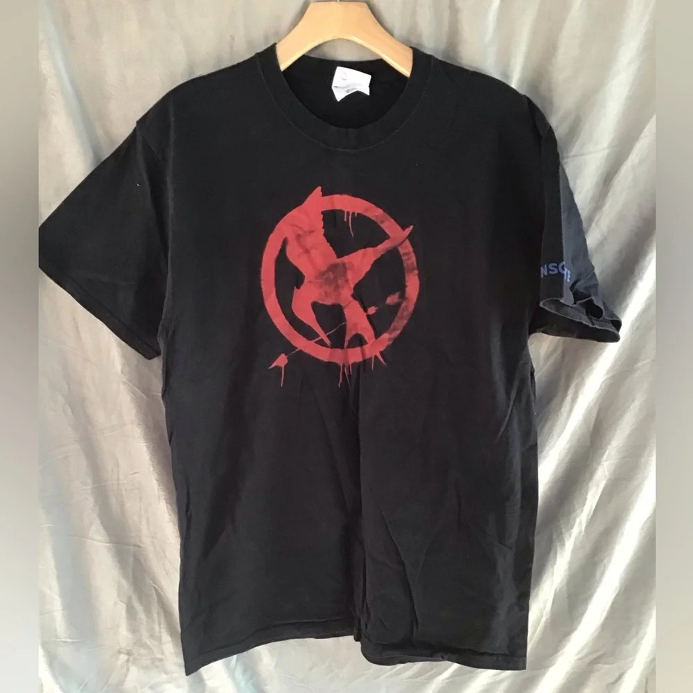 Port and company T-shirt size large ( bag Y )